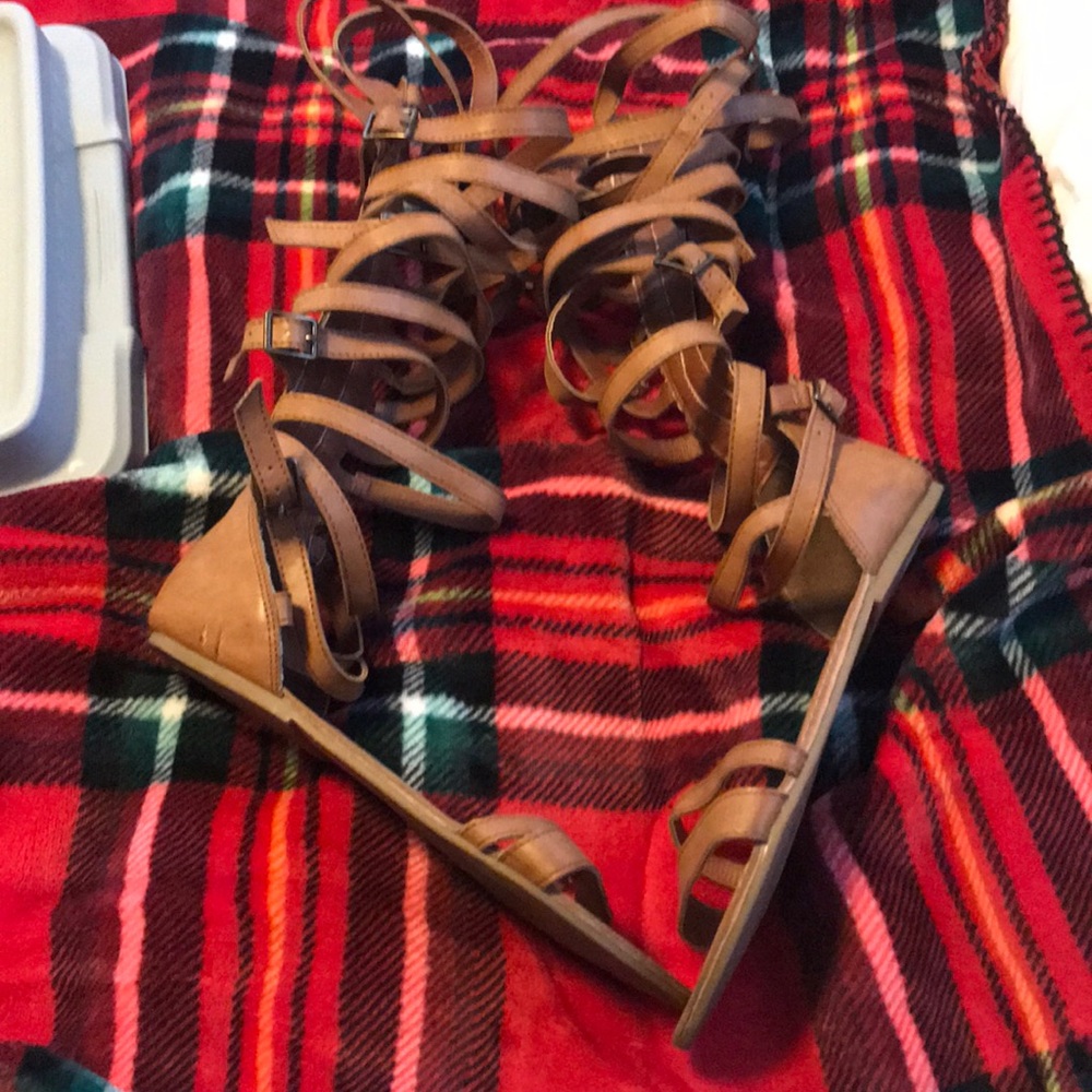 Madden Girl Gladiators 8.5